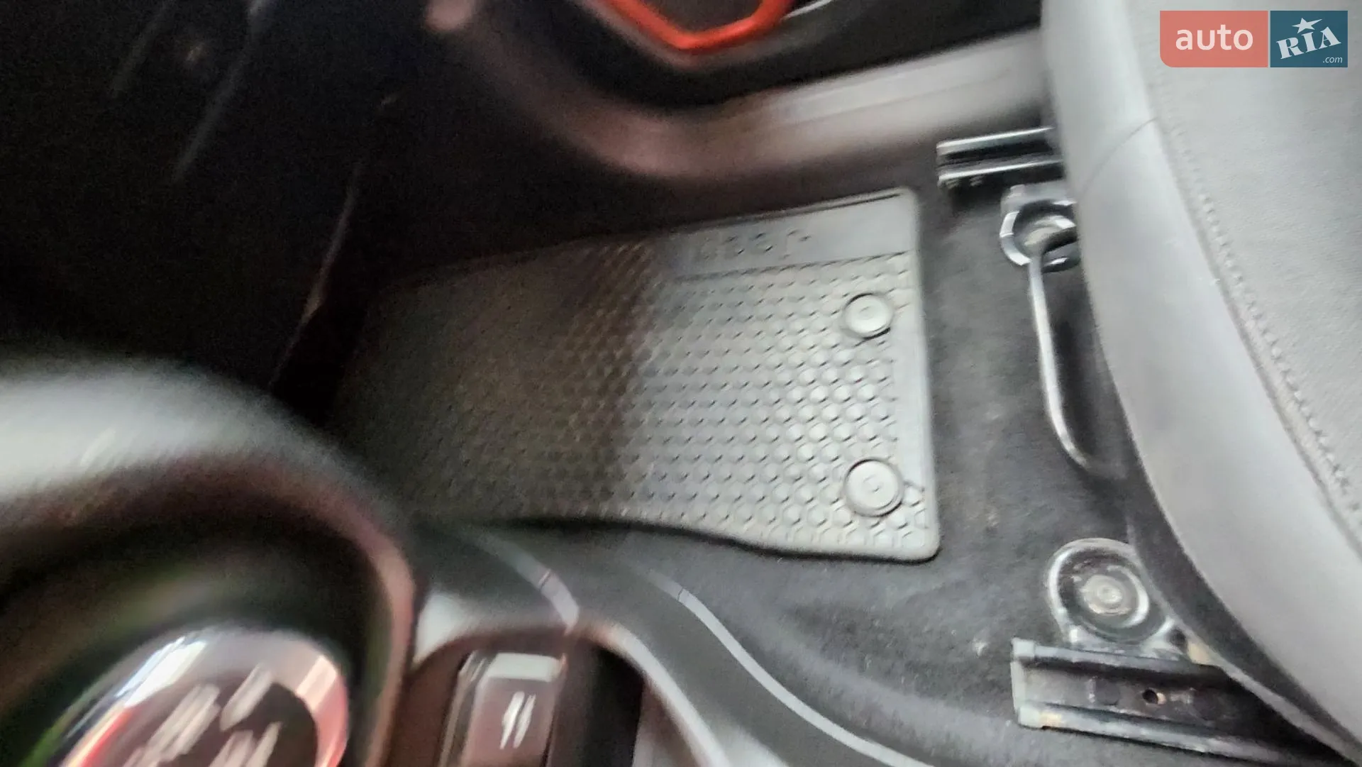 2016 Jeep Renegade - мініатюра 12