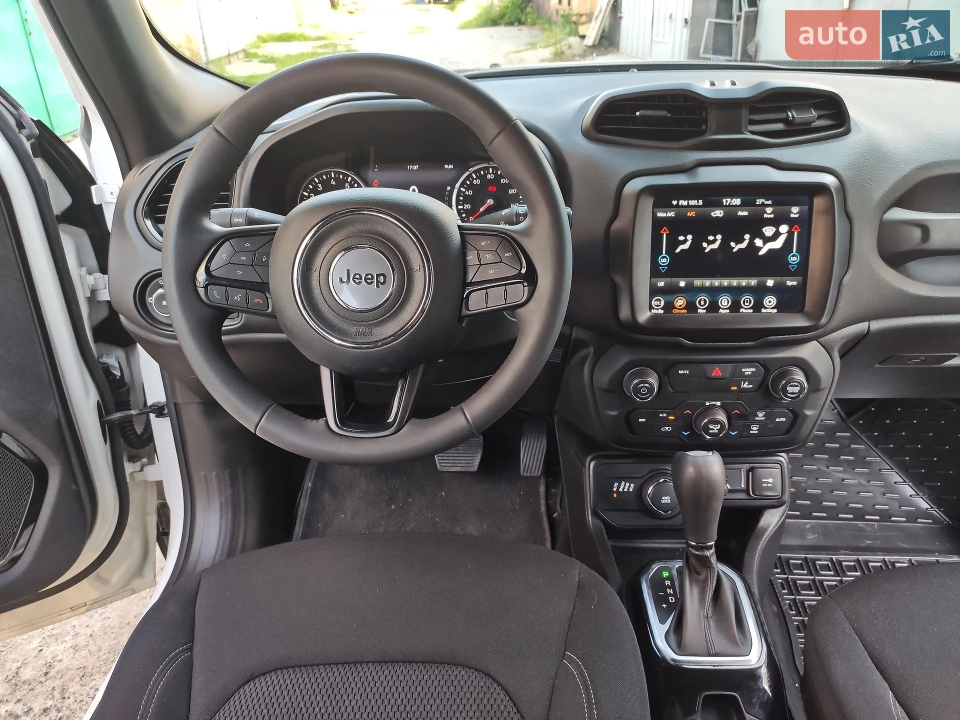 2022 Jeep Renegade - мініатюра 17