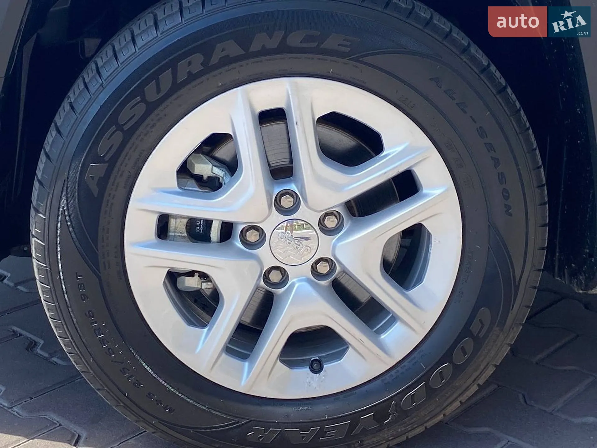 Jeep Renegade 2021 VIN ZACNJCBB5MPN11980 фото оголошення 15 з 16