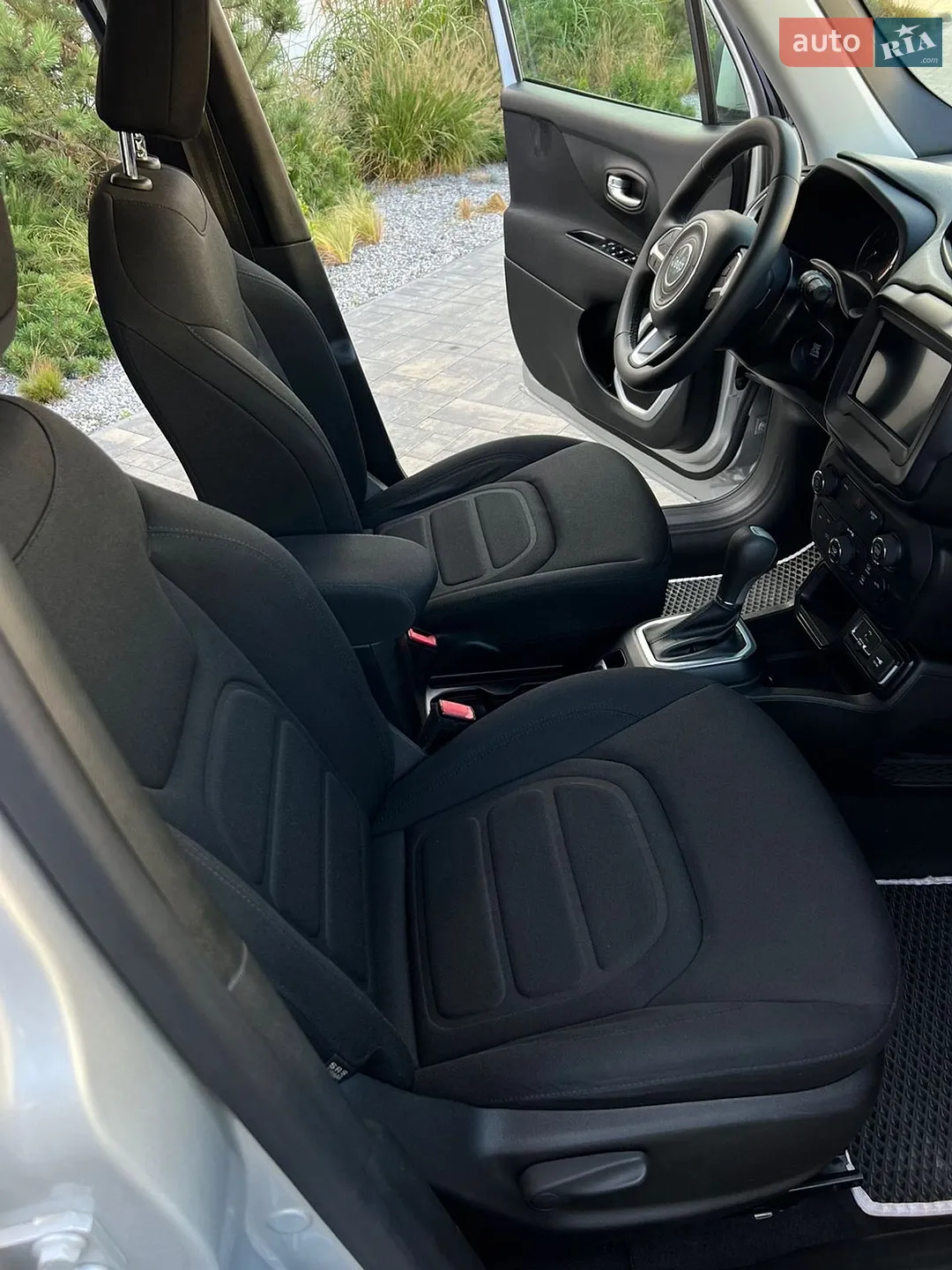 2018 Jeep Renegade - мініатюра 17