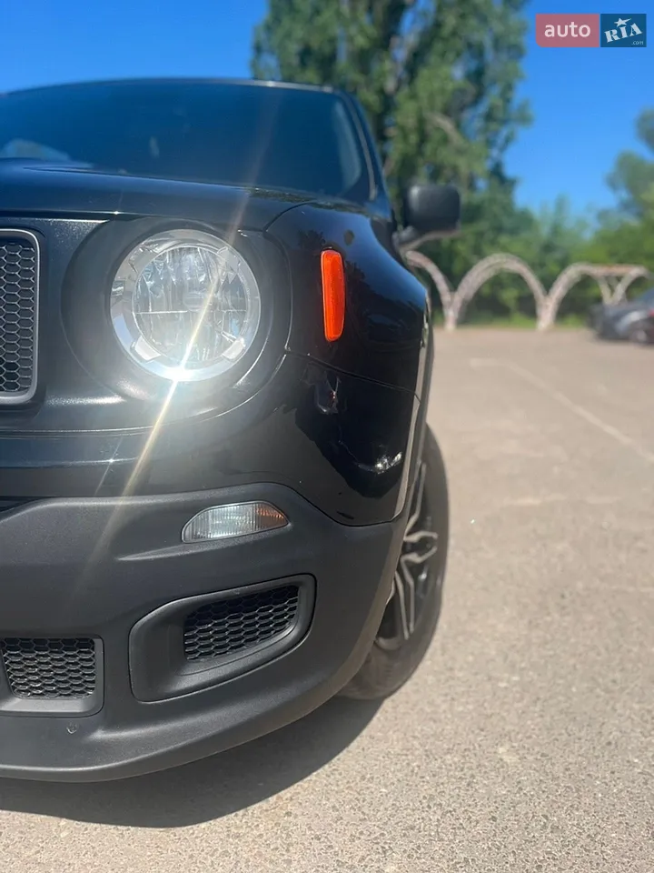 2016 Jeep Renegade - мініатюра 27