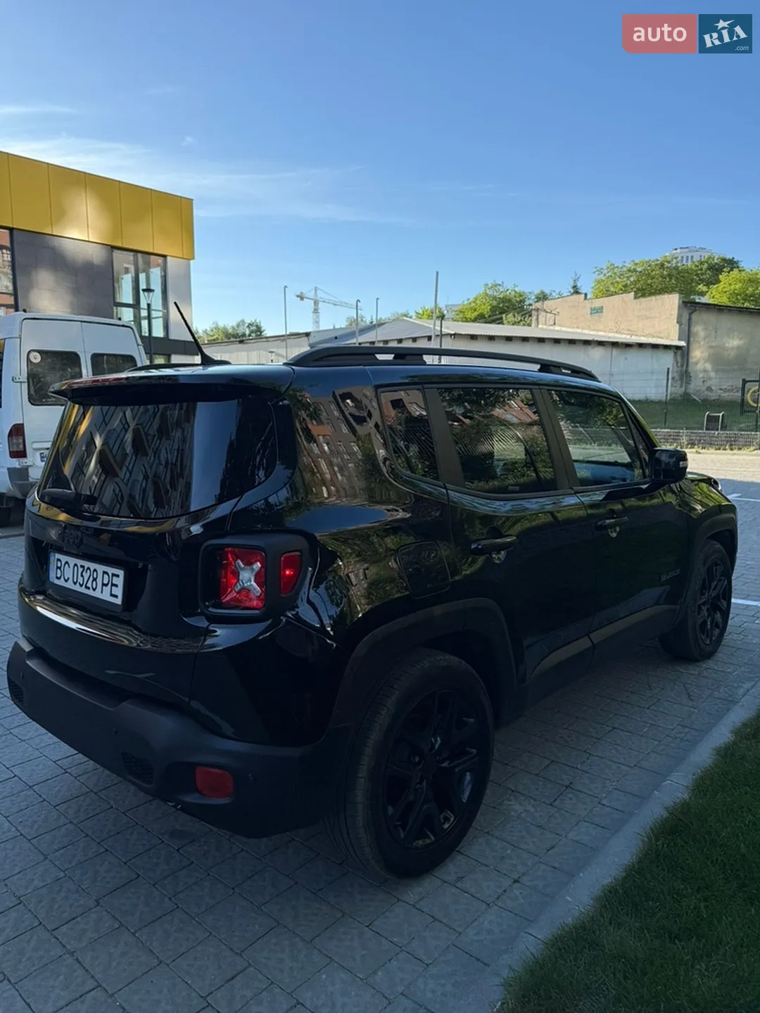 2016 Jeep Renegade - мініатюра 4