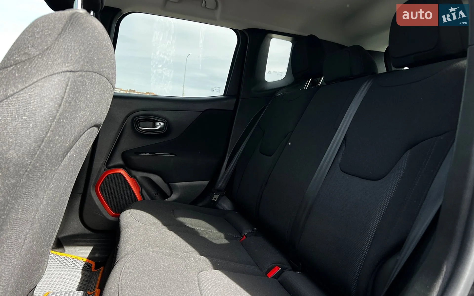 Jeep Renegade 2018 VIN ZACCJBAB6JPH48379 фото оголошення 22 з 22