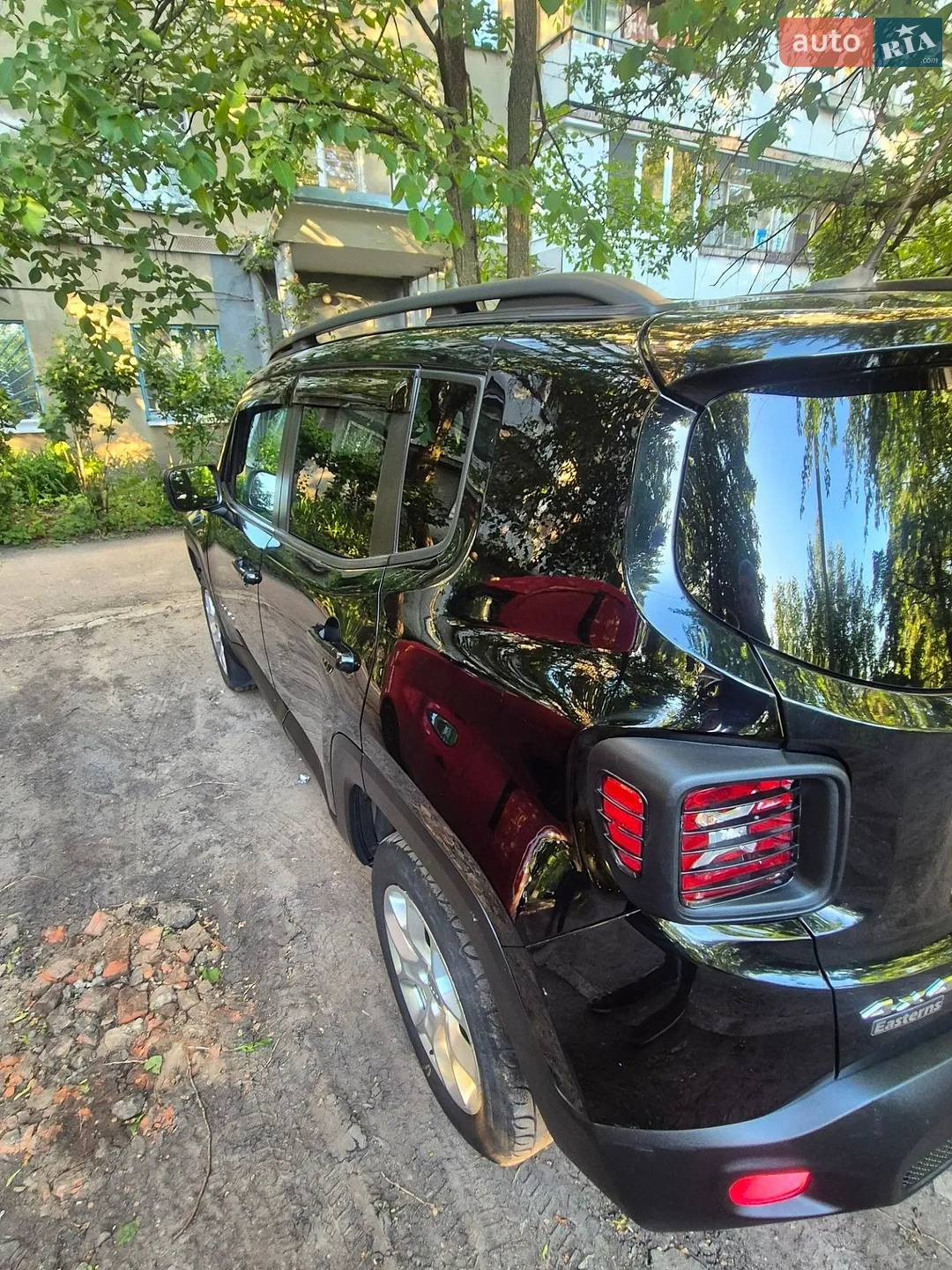 2016 Jeep Renegade - мініатюра 4