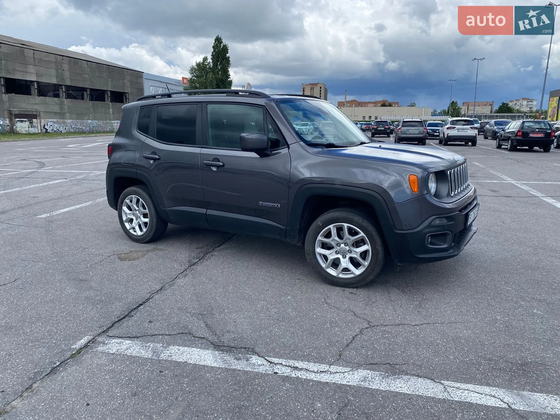 2017 Jeep Renegade - мініатюра 4