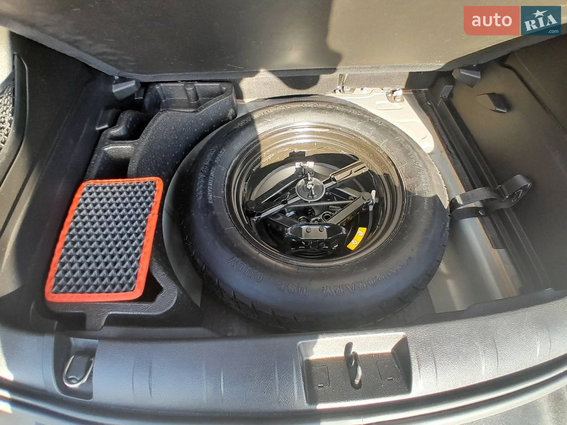 2016 Jeep Renegade - мініатюра 44