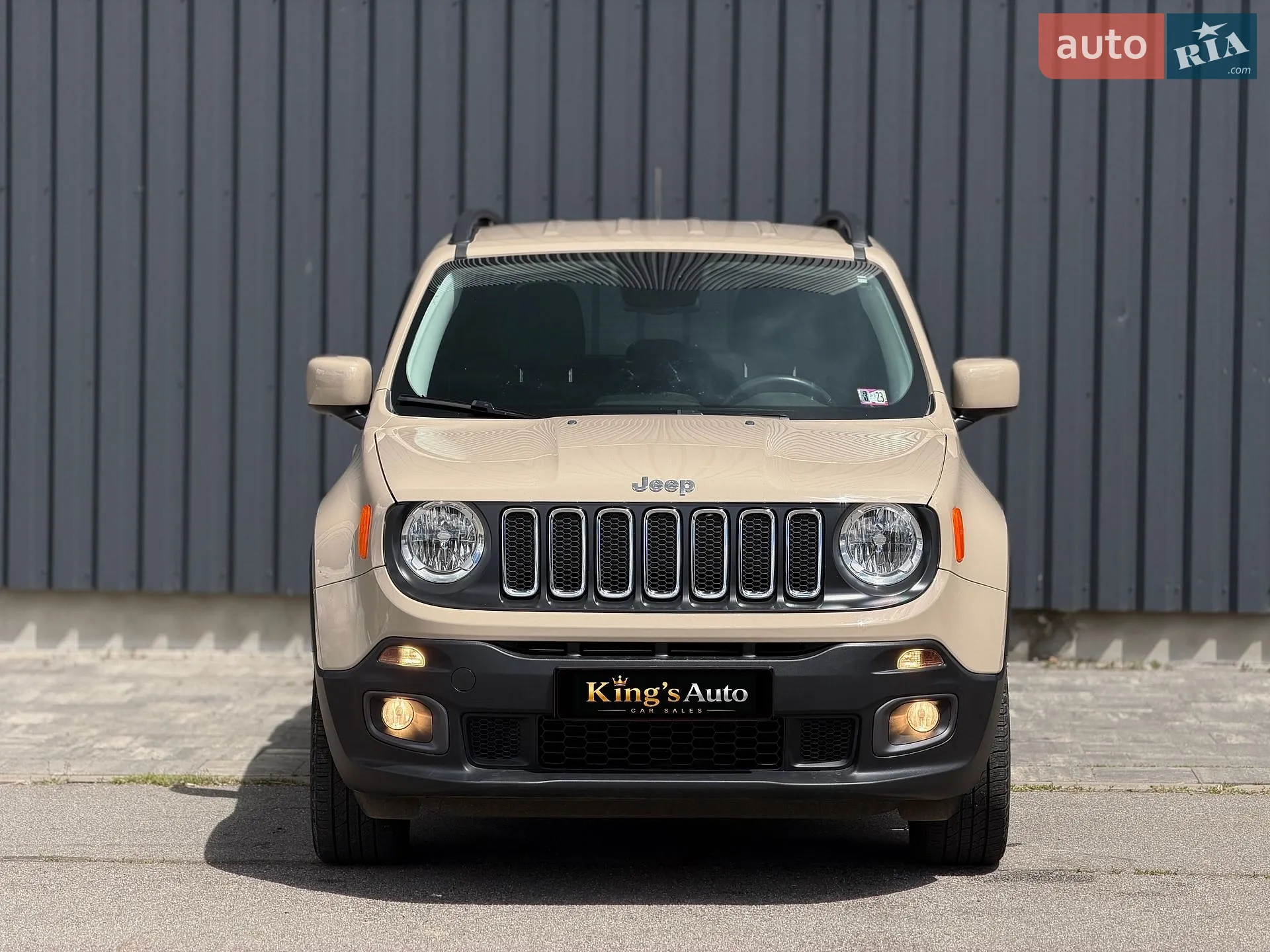 2016 Jeep Renegade - мініатюра 3