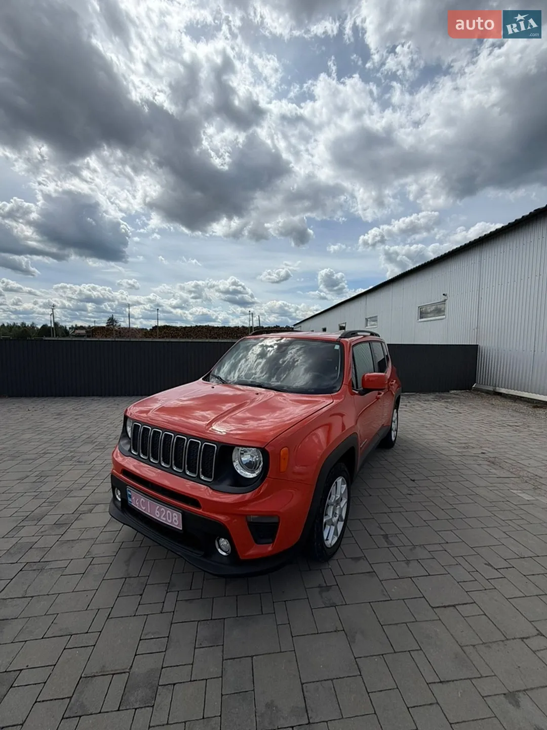 2020 Jeep Renegade - мініатюра 3