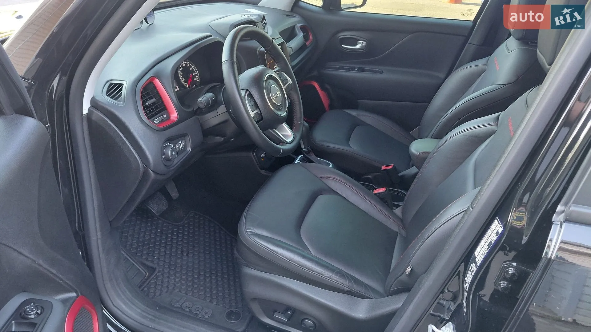 2023 Jeep Renegade - мініатюра 22