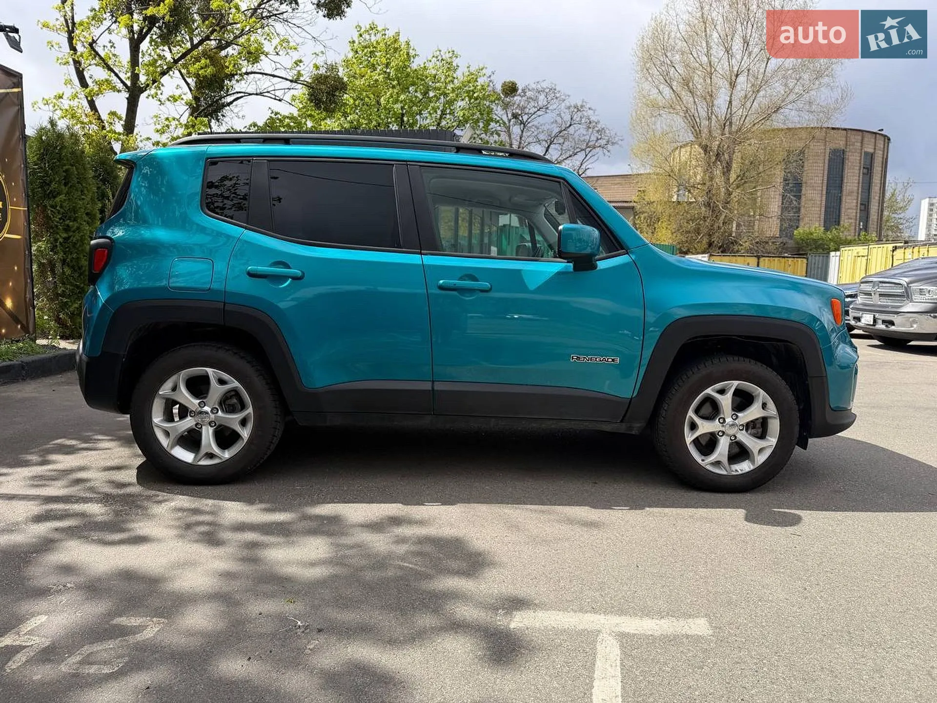 2020 Jeep Renegade - мініатюра 5