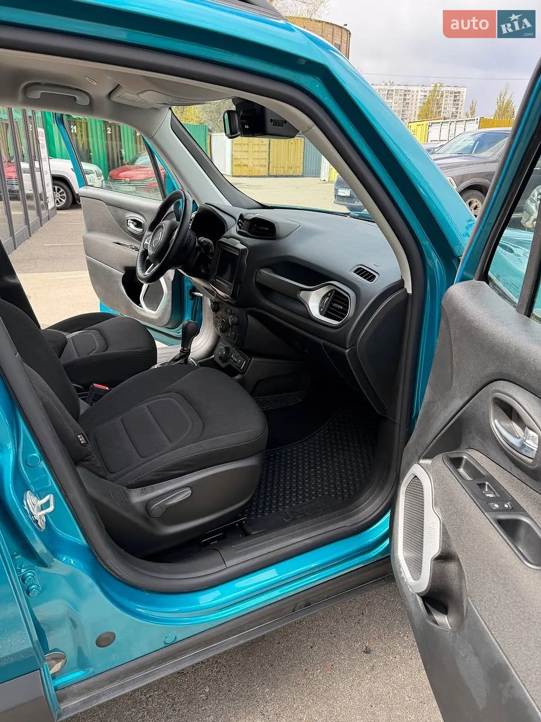 2020 Jeep Renegade - мініатюра 16
