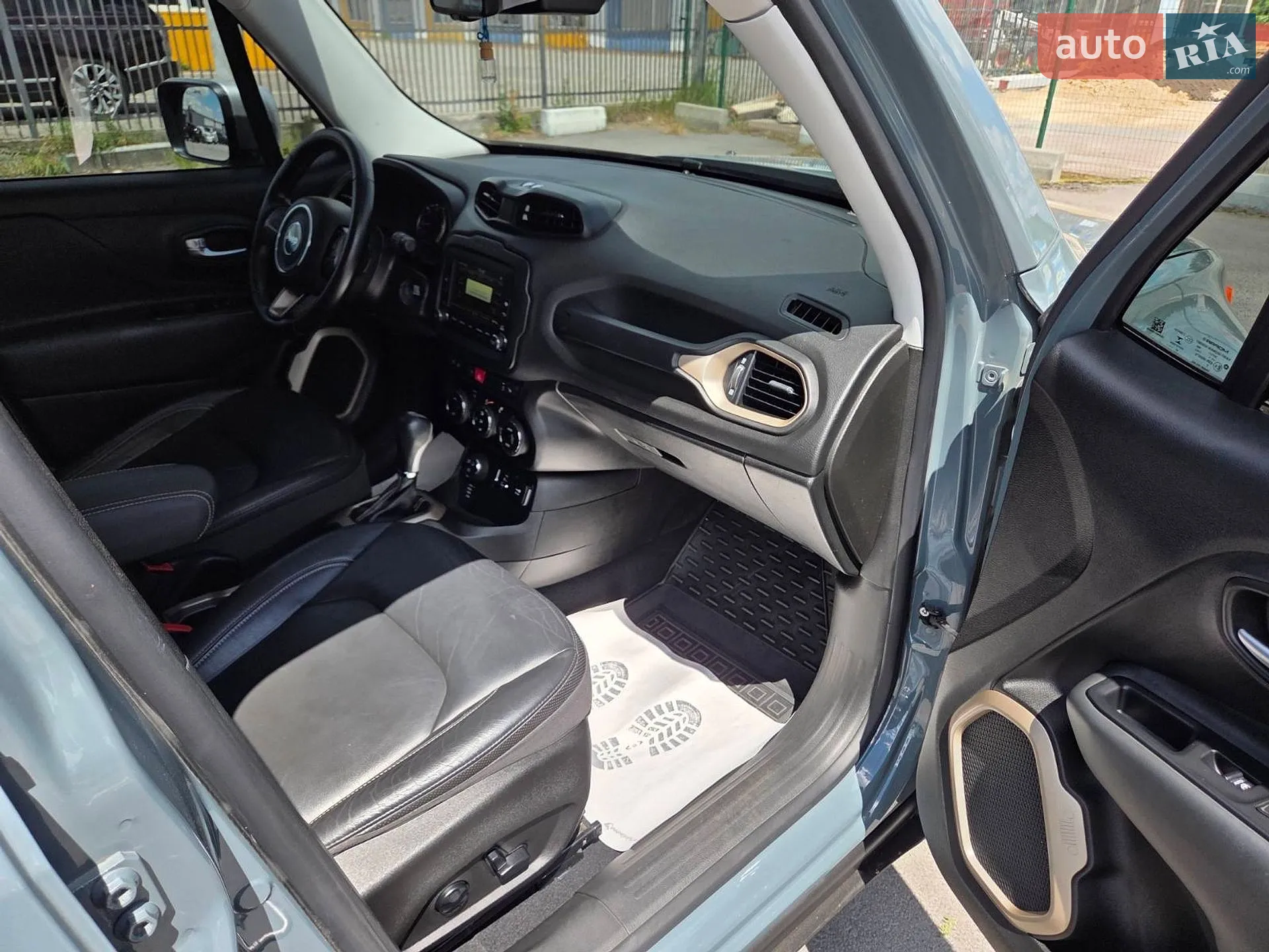 2016 Jeep Renegade - мініатюра 18