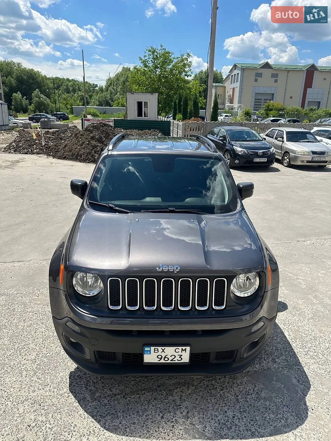 Jeep Renegade 2018 VIN ZACCJABBXJPJ38359 фото оголошення 2 з 5