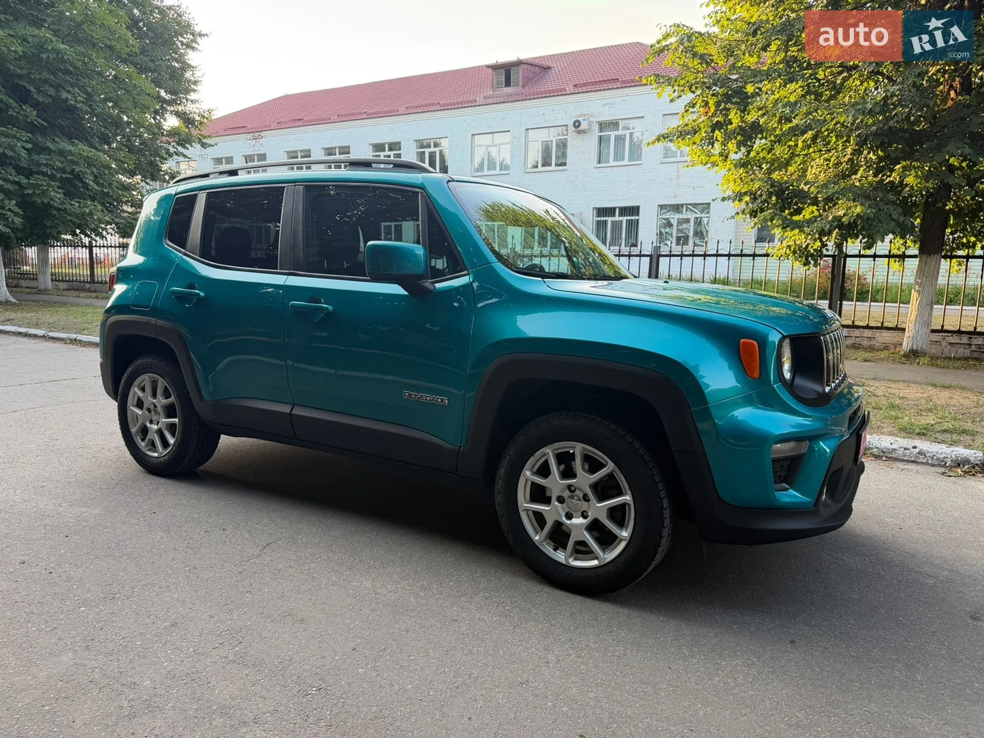 2021 Jeep Renegade - мініатюра 2