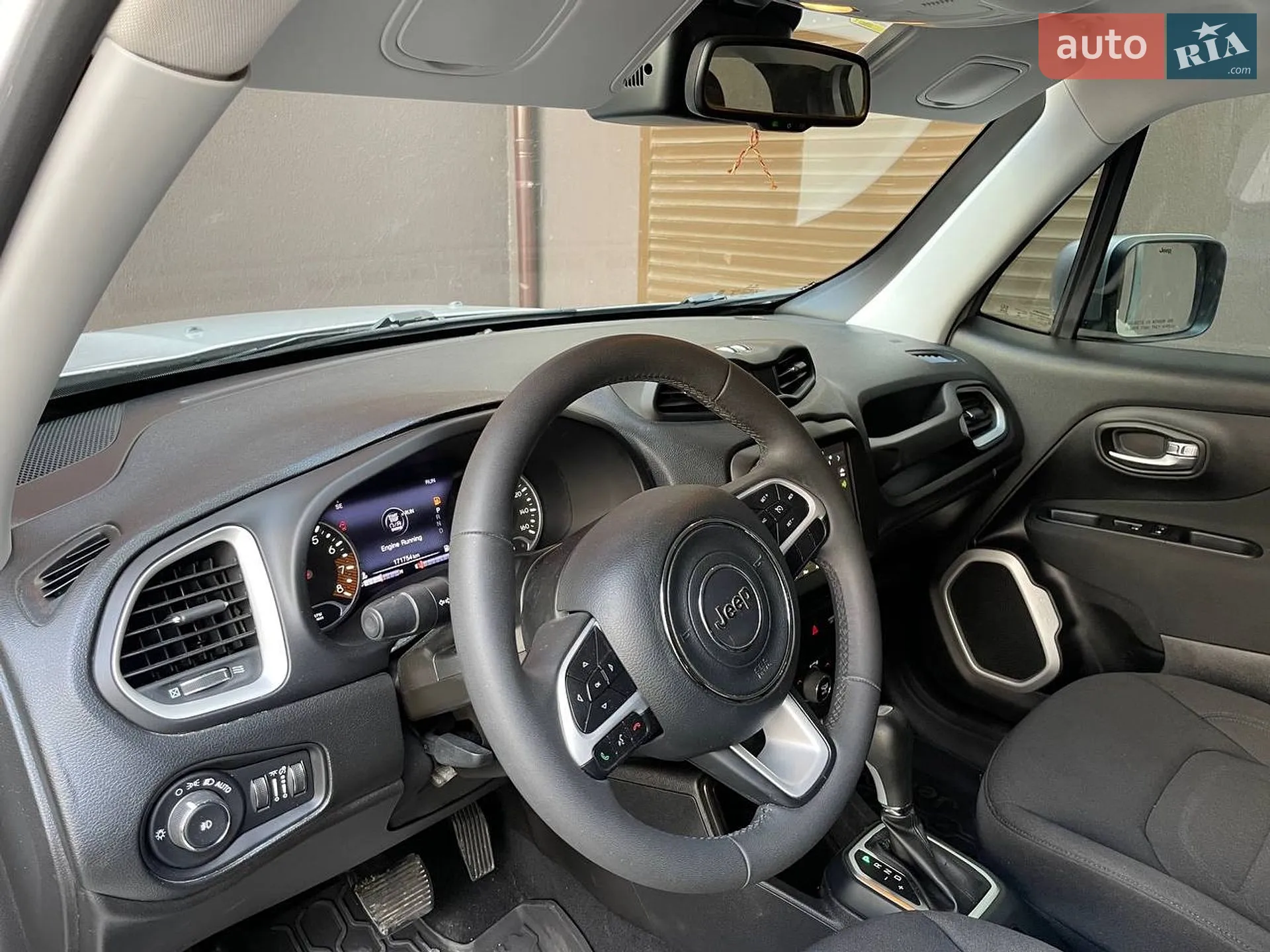 Jeep Renegade 2020 VIN ZACNJABB4LPL50170 фото оголошення 14 з 20