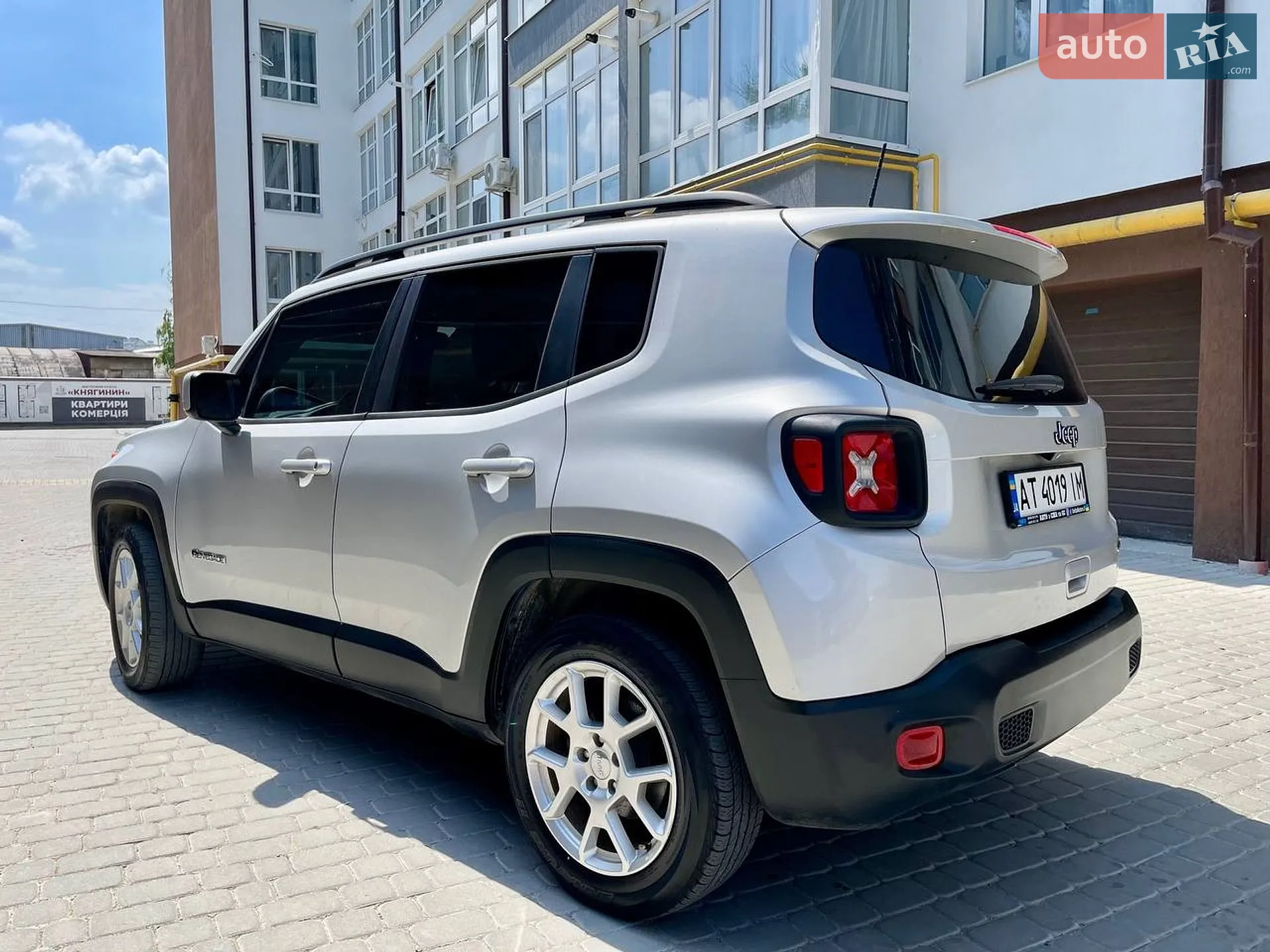 Jeep Renegade 2020 VIN ZACNJABB4LPL50170 фото оголошення 6 з 20