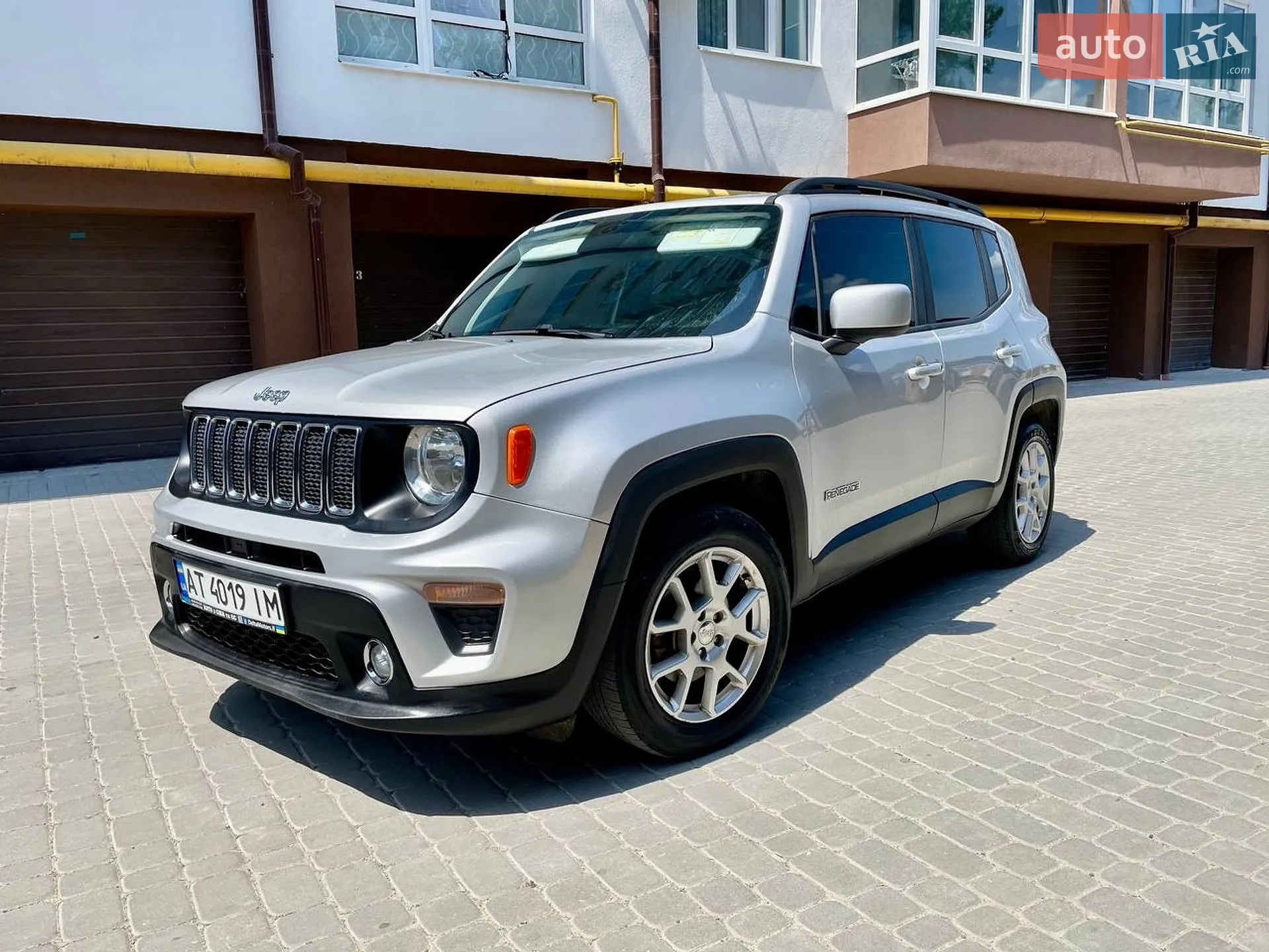 Jeep Renegade 2020 VIN ZACNJABB4LPL50170 фото оголошення 2 з 5