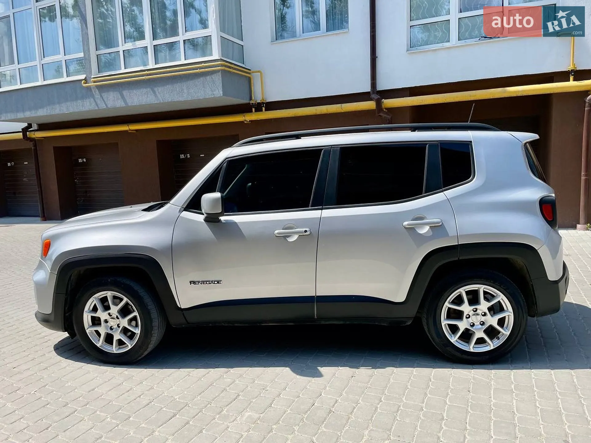 Jeep Renegade 2020 VIN ZACNJABB4LPL50170 фото оголошення 10 з 20