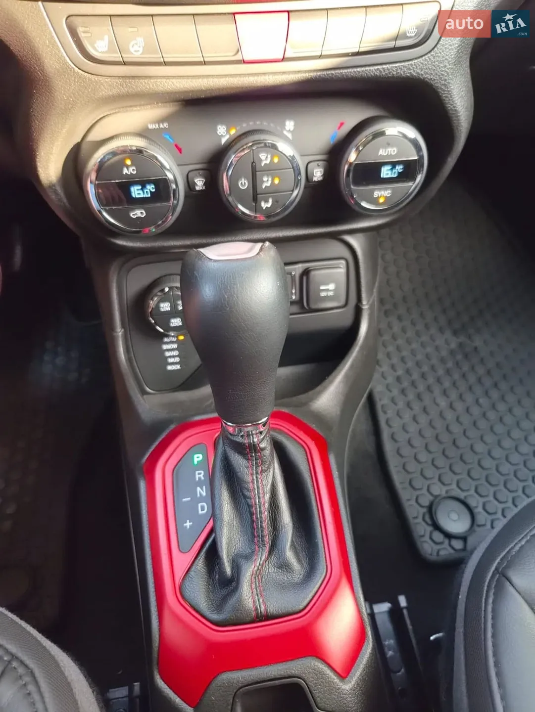 2017 Jeep Renegade - мініатюра 75