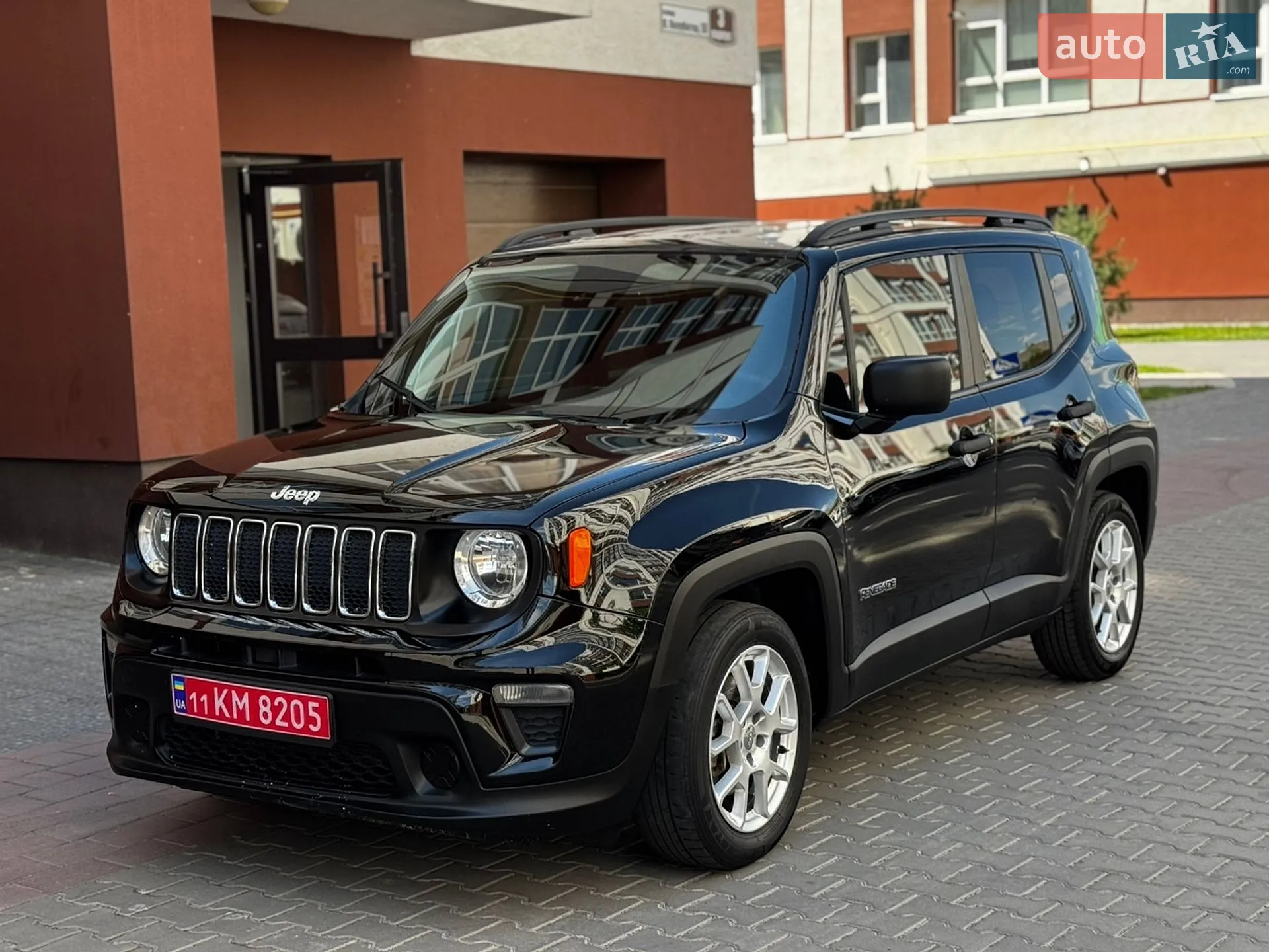2021 Jeep Renegade - фото 1