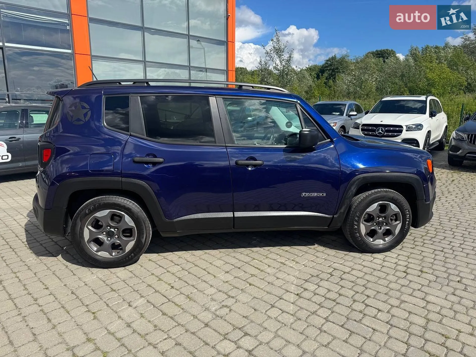 2016 Jeep Renegade - мініатюра 8