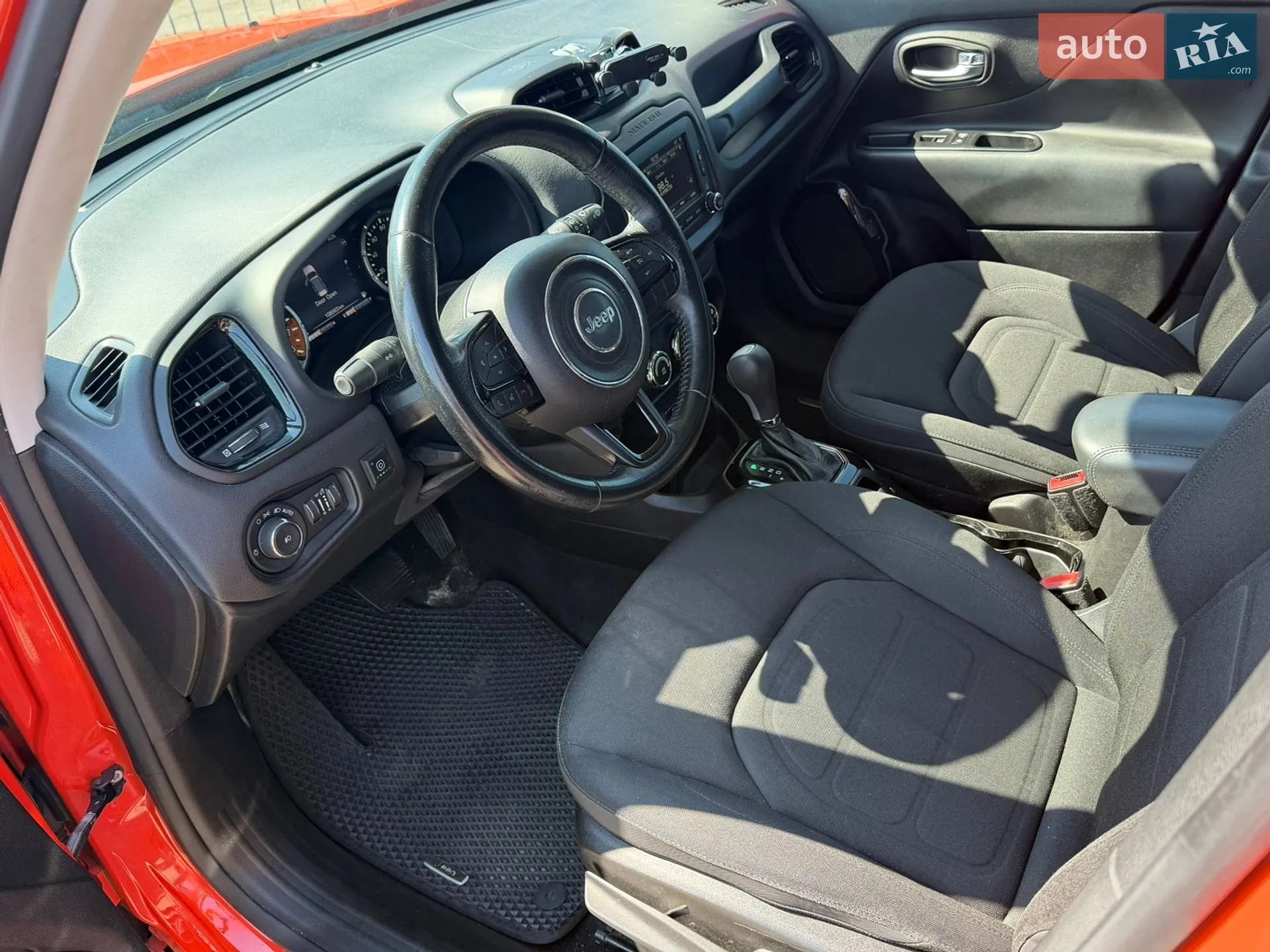2017 Jeep Renegade - мініатюра 13