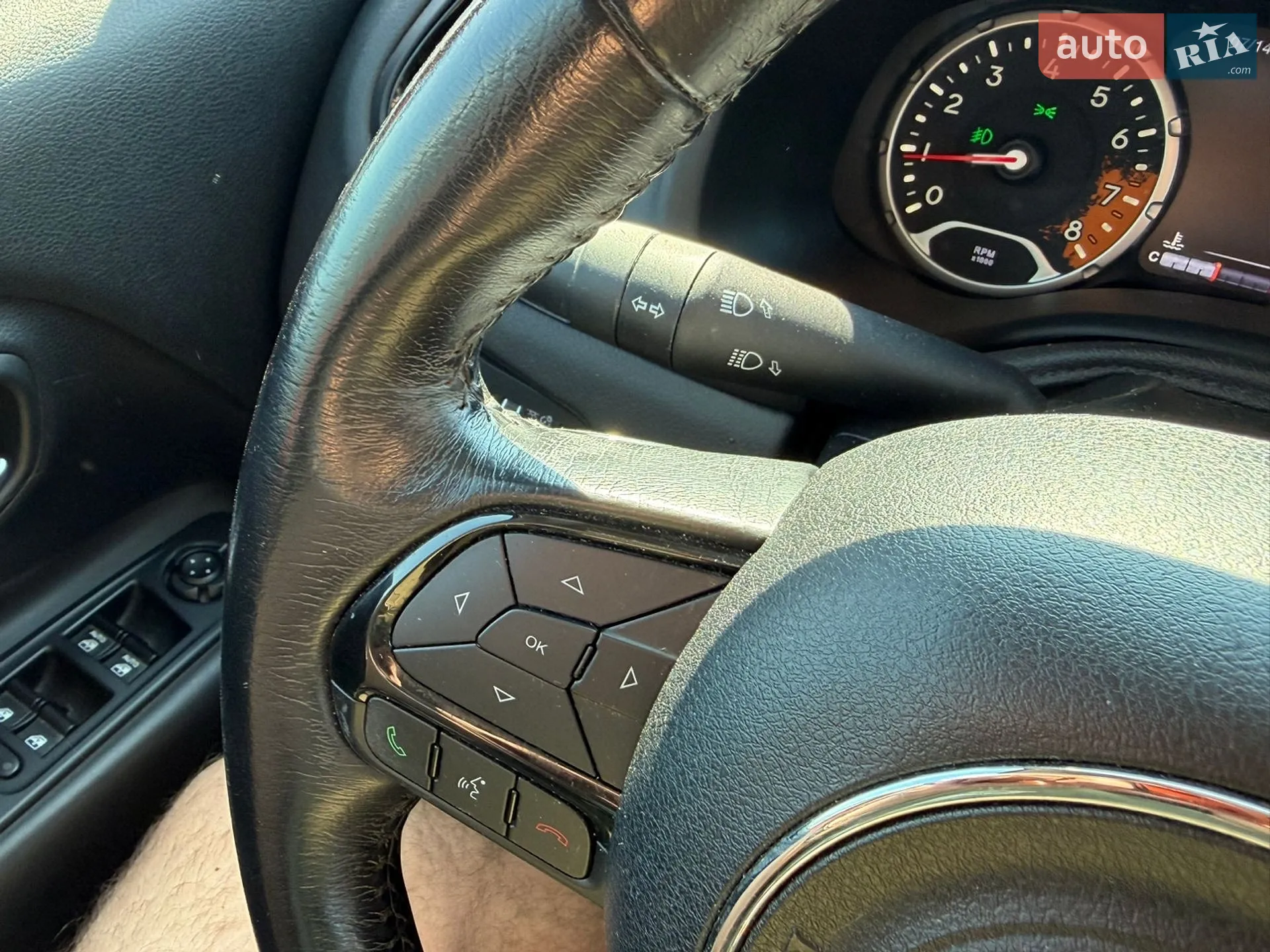 2017 Jeep Renegade - мініатюра 22