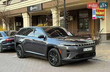 Внедорожник / Кроссовер Jeep Wagoneer S 2025 в Киеве