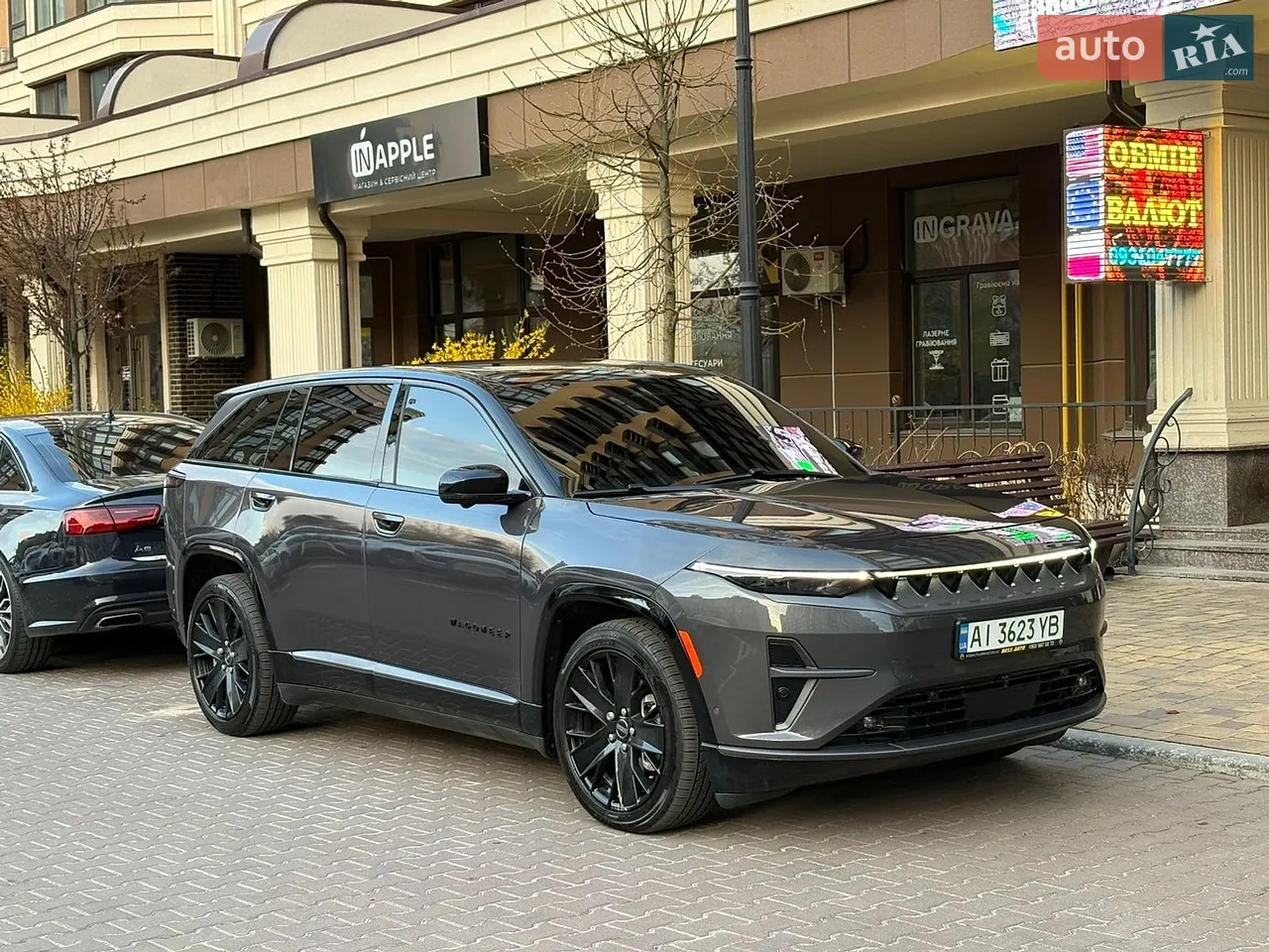 2024 Jeep Grand Wagoneer - мініатюра 40