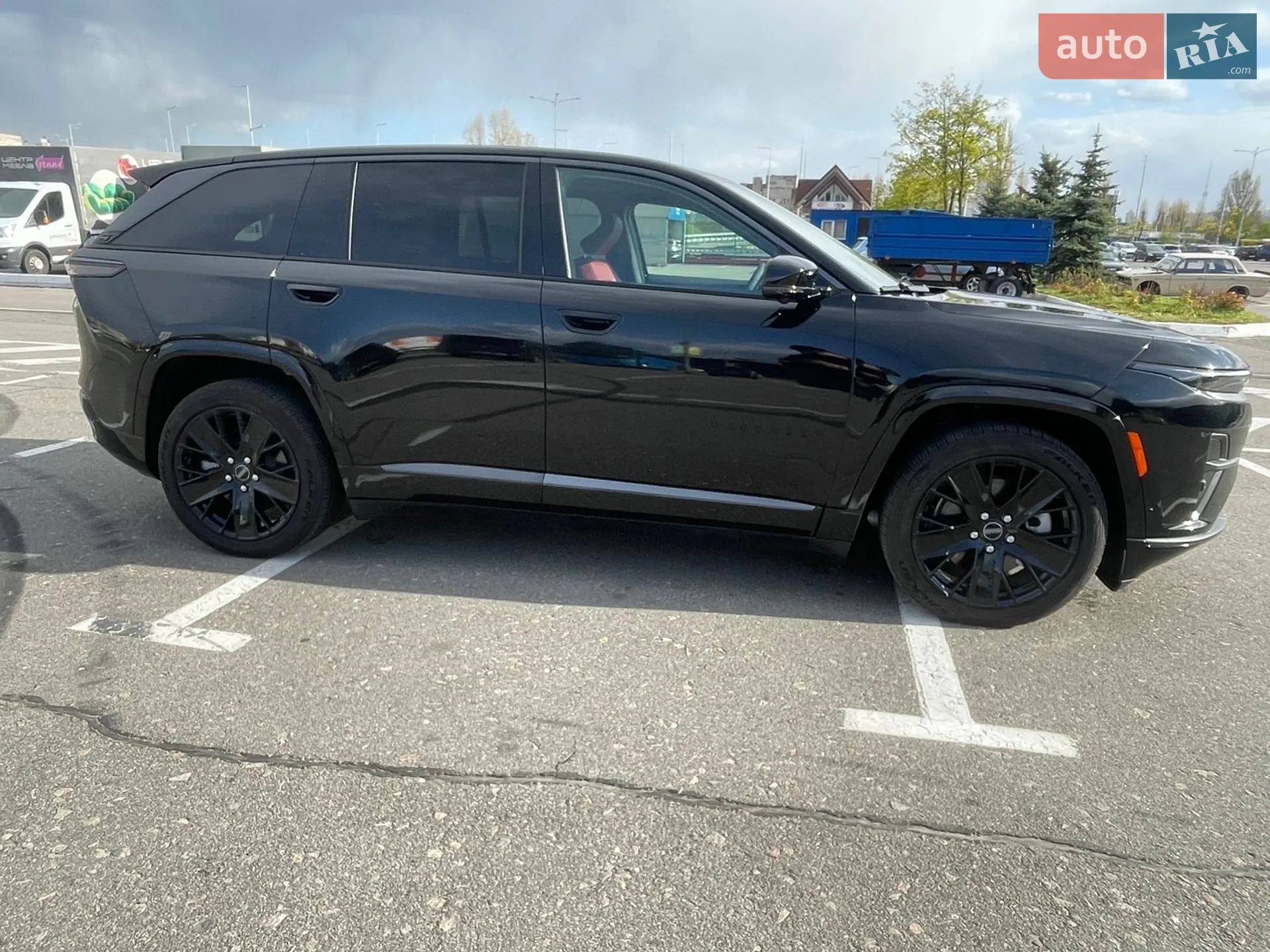 2024 Jeep Grand Wagoneer - мініатюра 4