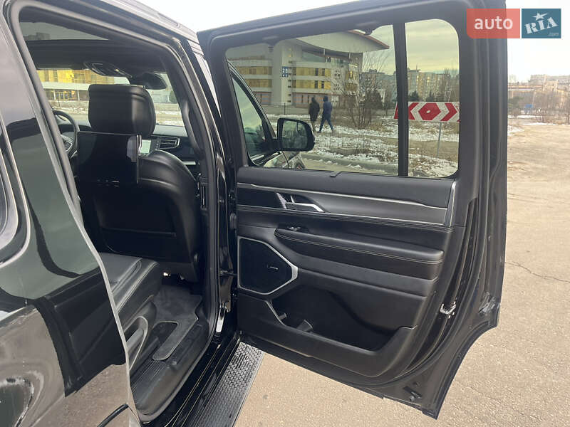 Внедорожник / Кроссовер Jeep Wagoneer 2023 в Киеве фото 34 Внедорожник / Кроссовер Jeep Wagoneer 2023 в Киеве