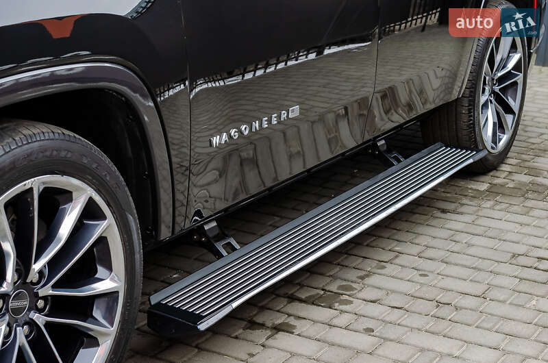 Внедорожник / Кроссовер Jeep Wagoneer 2021 в Киеве