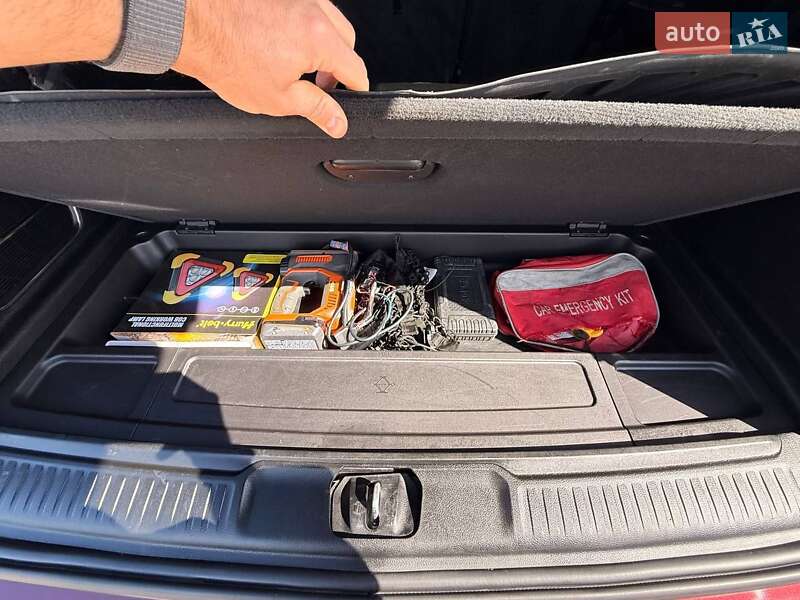 Внедорожник / Кроссовер Jeep Wagoneer 2022 в Львове фото 15 Внедорожник / Кроссовер Jeep Wagoneer 2022 в Львове