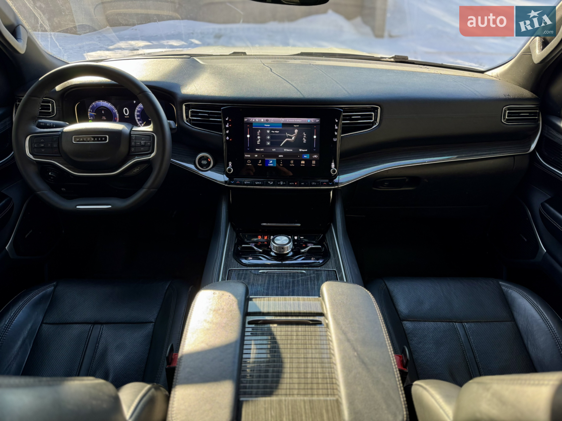 2022 Jeep Grand Wagoneer - мініатюра 21