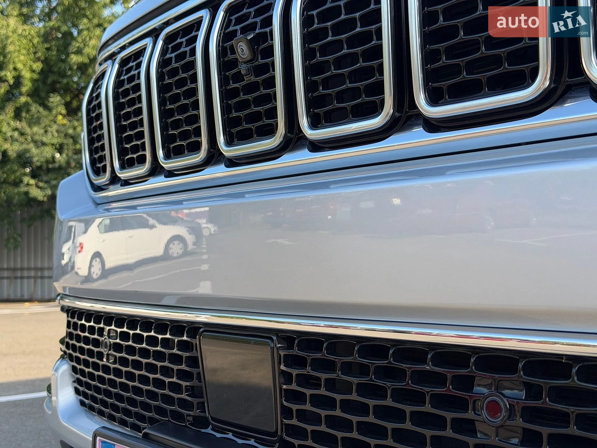 2023 Jeep Grand Wagoneer - мініатюра 14