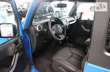 Внедорожник / Кроссовер Jeep Wrangler 2015 в Киеве