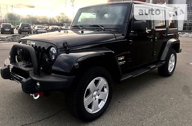 Позашляховик / Кросовер Jeep Wrangler 2012 в Києві