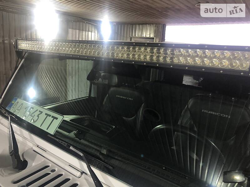Позашляховик / Кросовер Jeep Wrangler 2015 в Києві