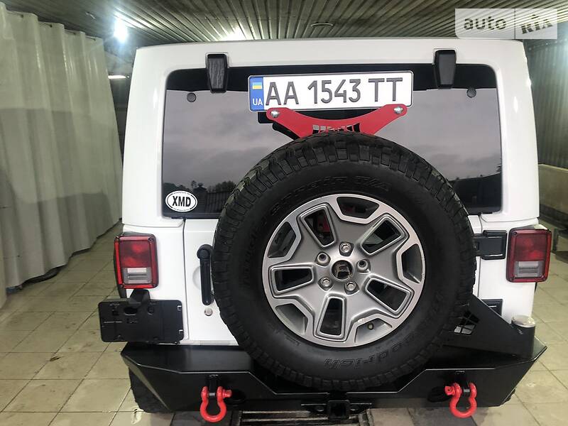 Позашляховик / Кросовер Jeep Wrangler 2015 в Києві