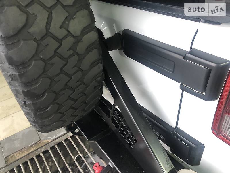 Позашляховик / Кросовер Jeep Wrangler 2015 в Києві