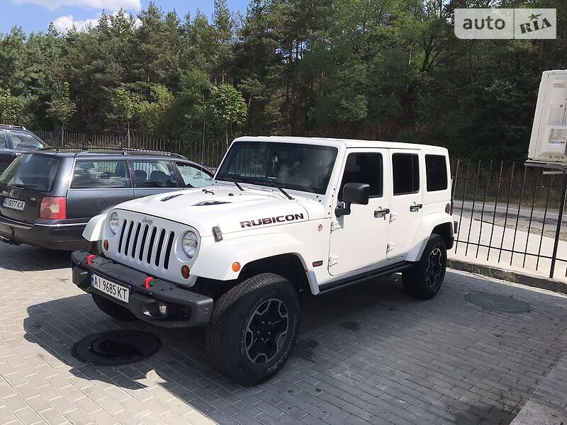 Позашляховик / Кросовер Jeep Wrangler 2013 в Києві