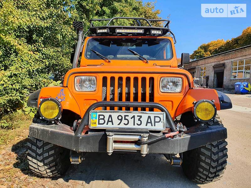 Внедорожник / Кроссовер Jeep Wrangler 1989 в Кропивницком