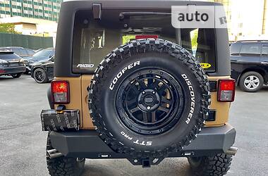 Внедорожник / Кроссовер Jeep Wrangler 2012 в Киеве