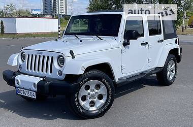 Внедорожник / Кроссовер Jeep Wrangler 2015 в Киеве