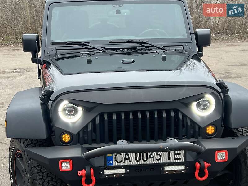 Позашляховик / Кросовер Jeep Wrangler 2017 в Черкасах