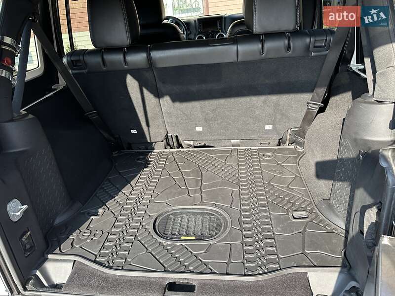 Позашляховик / Кросовер Jeep Wrangler 2016 в Полтаві