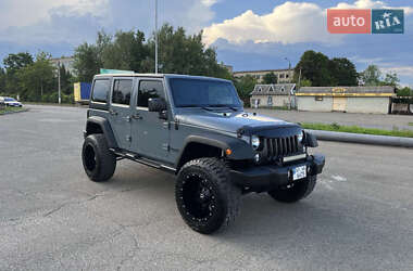 Внедорожник / Кроссовер Jeep Wrangler 2013 в Ивано-Франковске