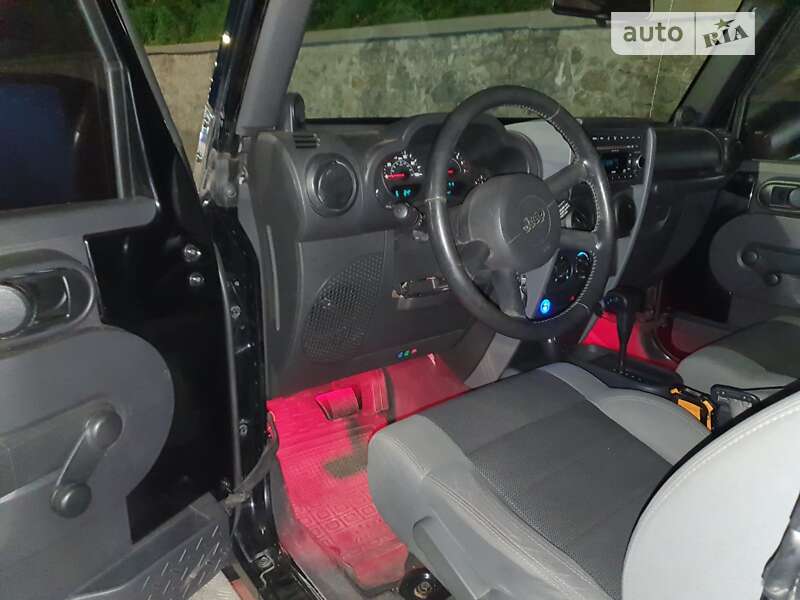 Внедорожник / Кроссовер Jeep Wrangler 2007 в Киеве