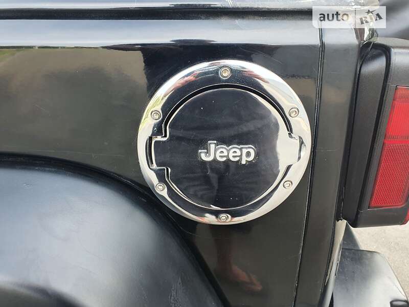 Внедорожник / Кроссовер Jeep Wrangler 2007 в Киеве
