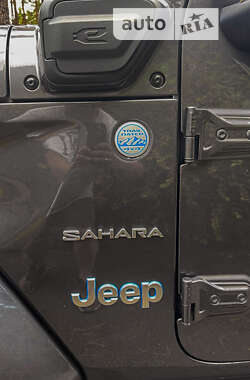 Внедорожник / Кроссовер Jeep Wrangler 2021 в 
